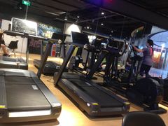 -VLines耀能运动24小时·月付制健身(京广桥店)