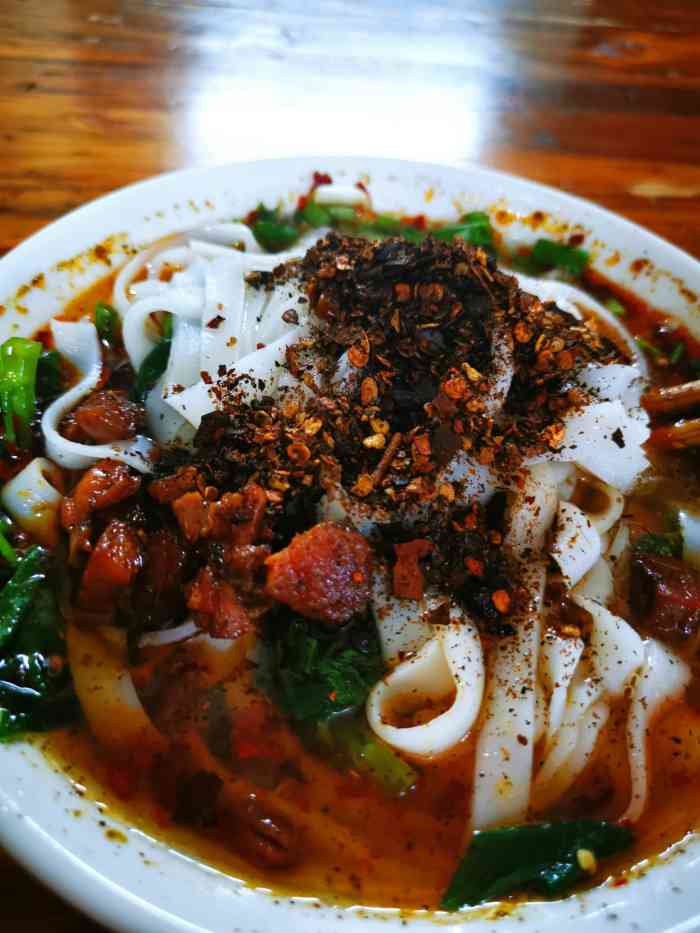 赶水余家米粉-"一个三十老店,味道非常正宗,米份肉绍子都.