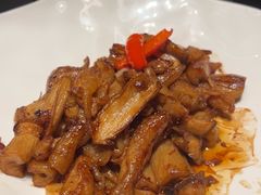 -铜锣湾·有麝自然香(渝北财富中心店)