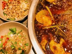 -肖肖酸萝卜鱼火锅(总店)