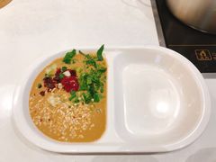 -百品聚旋转火锅(号外店)