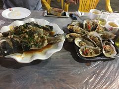 -覃记海鲜美食餐厅