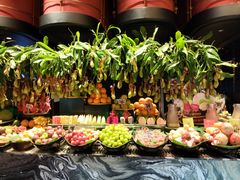 -雍容荟帝王蟹活龙虾展台自助(IFS黑金店)