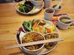 -素满香·全民食养自助(长宁龙之梦店)