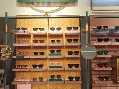 -MUJOSH木九十眼镜(月星环球港B1店)