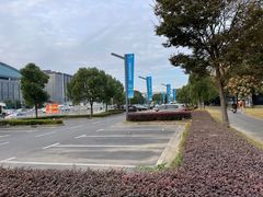 -沪松公路-路侧停车位