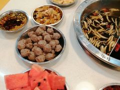 -憨铁匠老火锅(龙岗万科里店)
