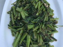 -纽顿熟食中心