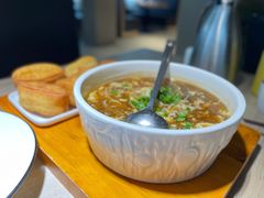 小油条配酸辣汤-味莊·青岛菜(云霄路店)