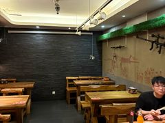 -万记麻辣烫国展总店