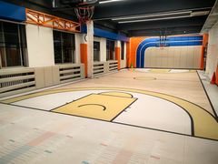 -悦动体能篮球羽毛球网球(三里河店)