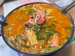 -肥汁米蘭香港米线(宁波路总店)