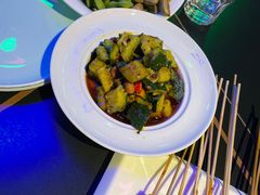 -粉墨特色菜·烧烤音乐酒馆