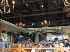 大堂-好伦哥(温都水城店)