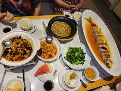 -饭橘汉江码头·乡野土菜馆(静安路店)