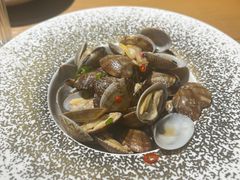 -臻鲜燕海鲜融合餐厅(金陵style店)