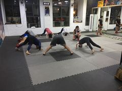 -成杰格斗·拳击·柔术·防身术(建设路店)