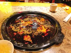 -舒家大院重庆老火锅(纪念塔店)