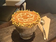 -luutosa  cafe & tea 鹿兔山