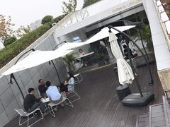 -UNI UNI(环亚凯瑟琳店)