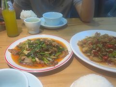 -自贡盐帮菜·玩辣餐厅(樱花园西街店)