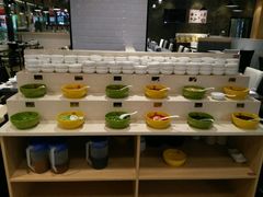 自助调料区-名门潮牛·鲜牛肉海鲜火锅.烧烤自助餐厅(诚丰广场店)