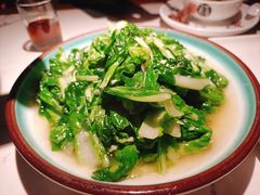 -小凤庭·地道湖北菜武昌鱼·藕汤(38年黄鹤楼店)