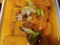 秘制鸡汁豆腐-隔壁老王·家常云南菜(花巷店)