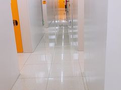 -安东易迷你自助仓储寄存仓库(杨浦店)