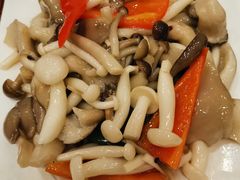 -老大同酒家·糟卤·本帮菜(中山公园店)