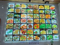 -芦茨金富饭庄·25年老字号·专做稻草鸡