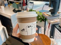 花茶热美式-卖呆儿咖啡(望京店)