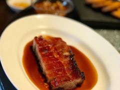 蜜汁黑豚叉烧-杭州西子湖四季酒店·金沙厅