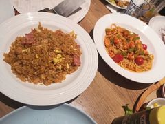 -必胜客(新中纬店)