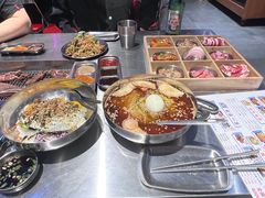 -马路牙子烧烤音乐酒馆(望京店)