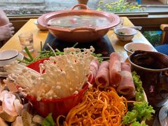 -民食香·腊排骨野生菌美食(木府店)