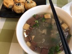 -苓记南京鸭血粉丝.皮肚面(县东巷店)