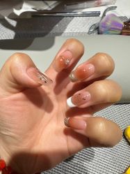 -丽心自助美甲美睫