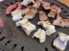 -青瓦餐厅·生鱼片·韩园烤肉(西塔店)