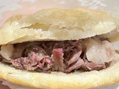 -闫家驴肉老店(华电一校店)