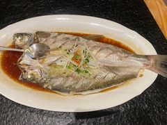 -鱼鲜饭香·招牌汽锅剁椒鱼头王