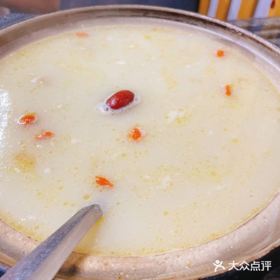 粤鼎想(御华园店)