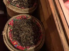 -闯关东东北农家菜(崂山石老人店)