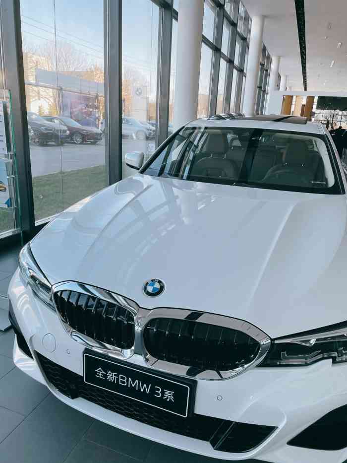 北京运通兴宝宝马4s店(西红门店)