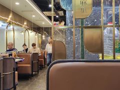 靠窗位-炭烤麻里·臻选自助烤肉料理(观音桥大融城店)
