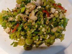 -赶海部落海鲜城(海阳路店)