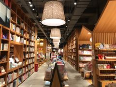 -百新书局(尚悦湾店)