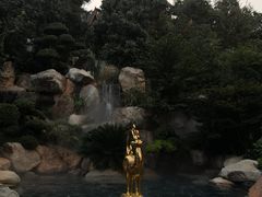 -七彩云南古滇温泉山庄