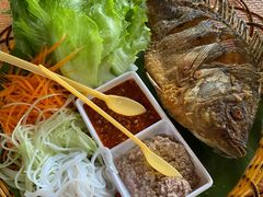 菜包鱼-傣泐金湾餐厅