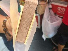 -詹爷爷乌节路街头冰淇淋